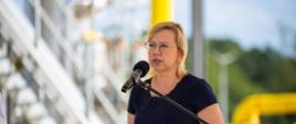 Minister klimatu i środowiska Anna Moskwa podczas otwarcia połączenia gazowego Polska - Słowacja. 