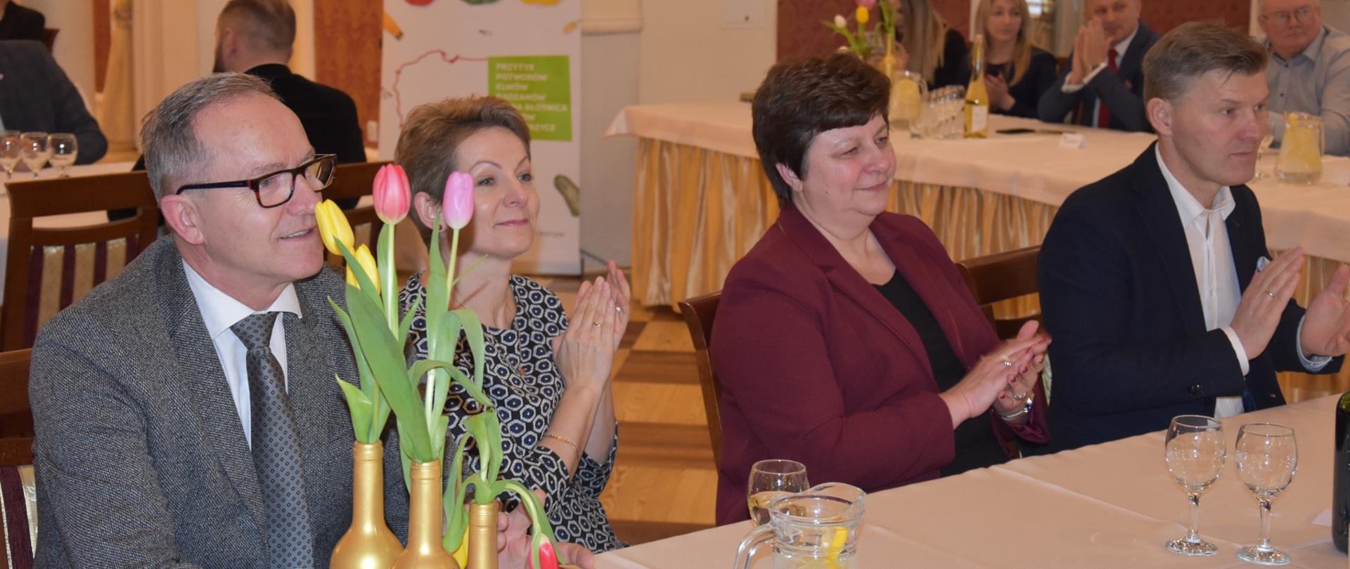 W wydarzeniu podsumowującym kampanię „Wszystkie smaki i kolory papryki, cukinii i bakłażana” uczestniczył Kierownik Delegatury MUW w Radomiu Krzysztof Murawski.