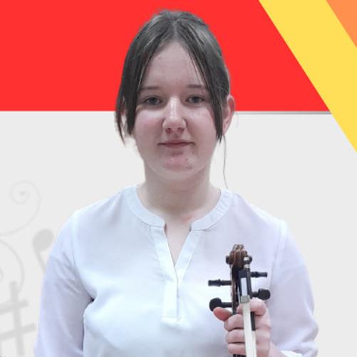 Dziewczynka ubrana w białą bluzkę trzyma w ręku skrzypce i smyczek. W tle czerwono, żółto, biały kolor. 