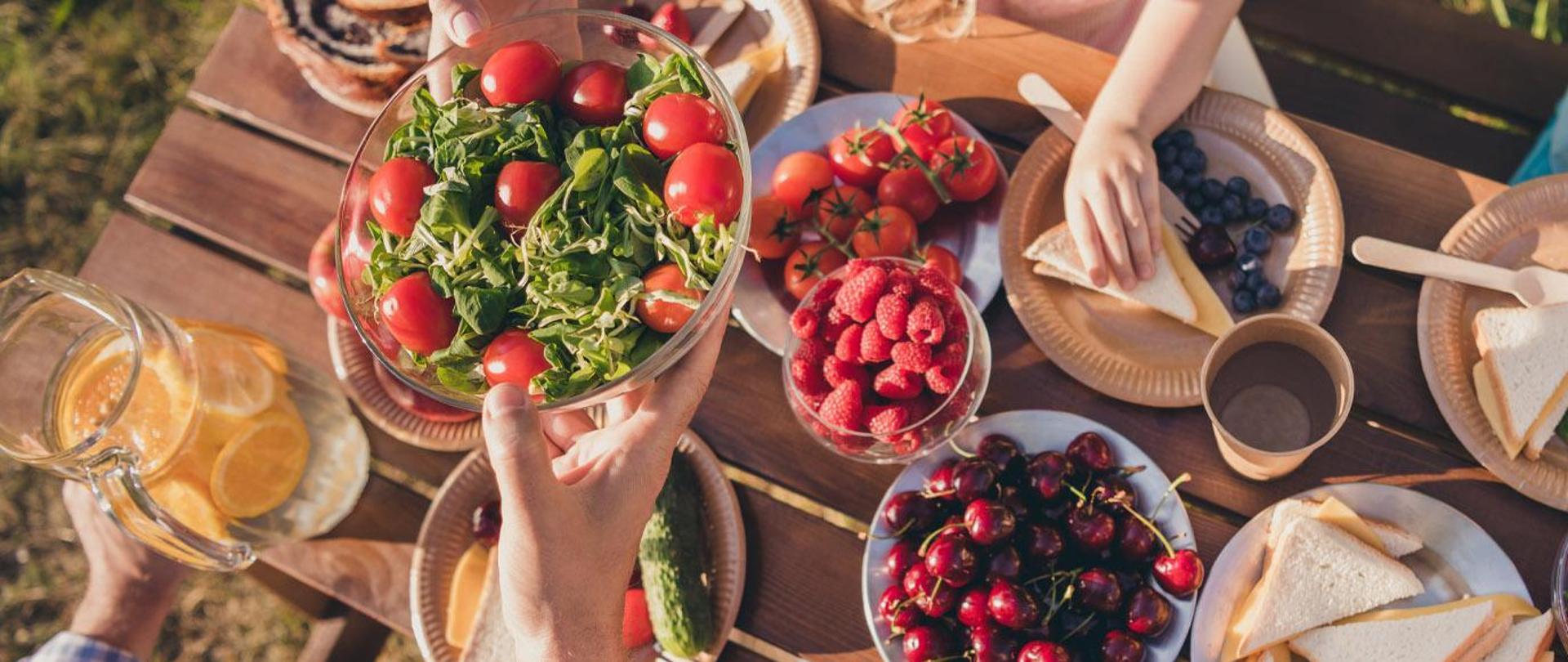 Jedz owoce i warzywa 5 razy dziennie