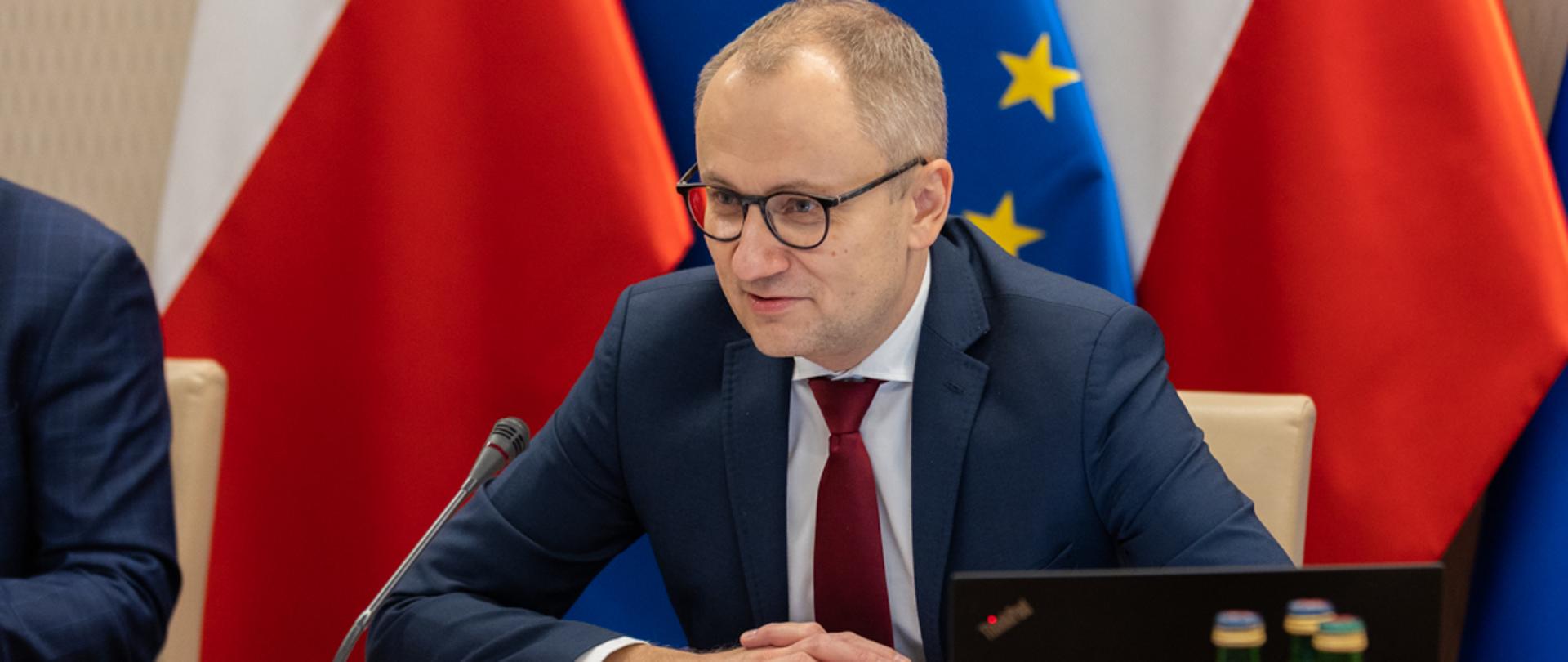 Minister Błażej Poboży na posiedzeniu KWRiMNiE 
