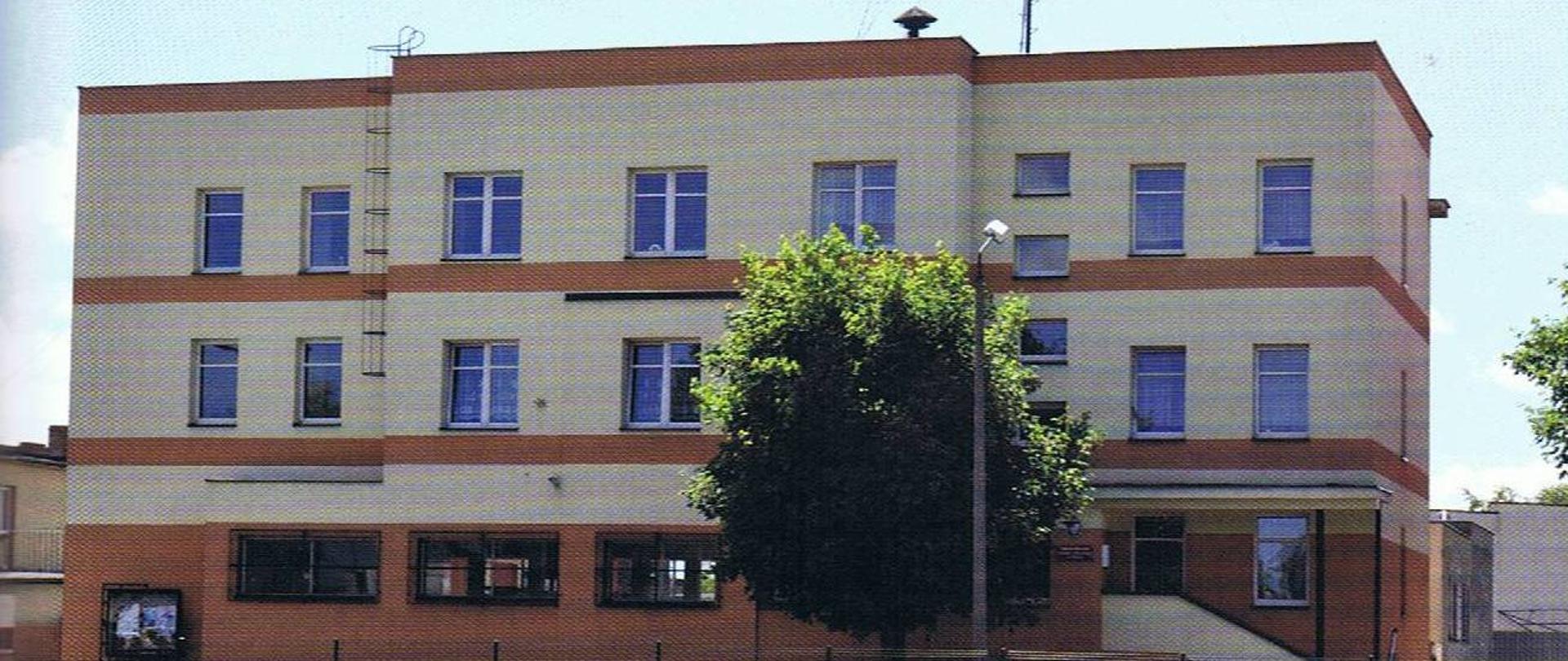 Na zdjęciu widoczny jest budynek główny Komendy Powiatowej PSP w Pucku