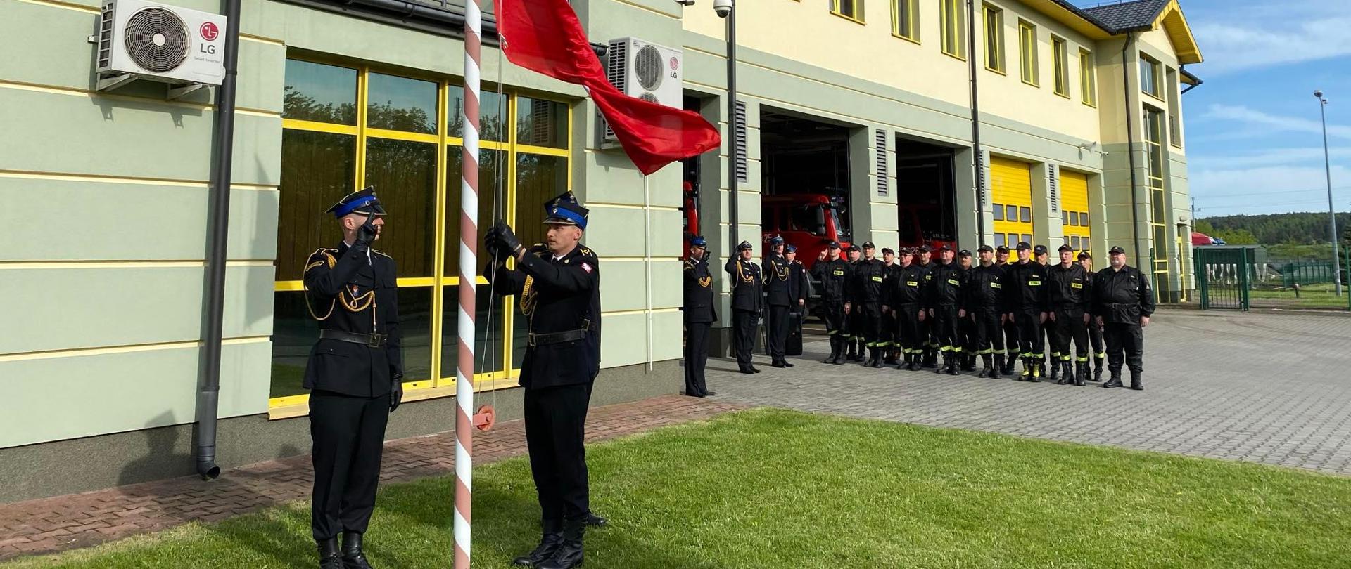 Święto Flagi Rzeczypospolitej Polskiej w Komendzie Powiatowej PSP w Pińczowie 