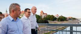 Premier Mateusz Morawiecki z wizytą na terenie nowych inwestycji w Toruniu