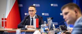 Minister infrastruktury Dariusz Klimczak w trakcie rozmowy ze swoim duńskim odpowiednikiem