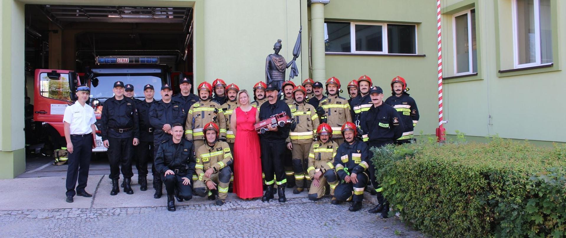 Po 23 latach pracy w ochronie przeciwpożarowej odszedł ze służby w Państwowej Straży Pożarnej asp.sztab. Marek Adamczyk