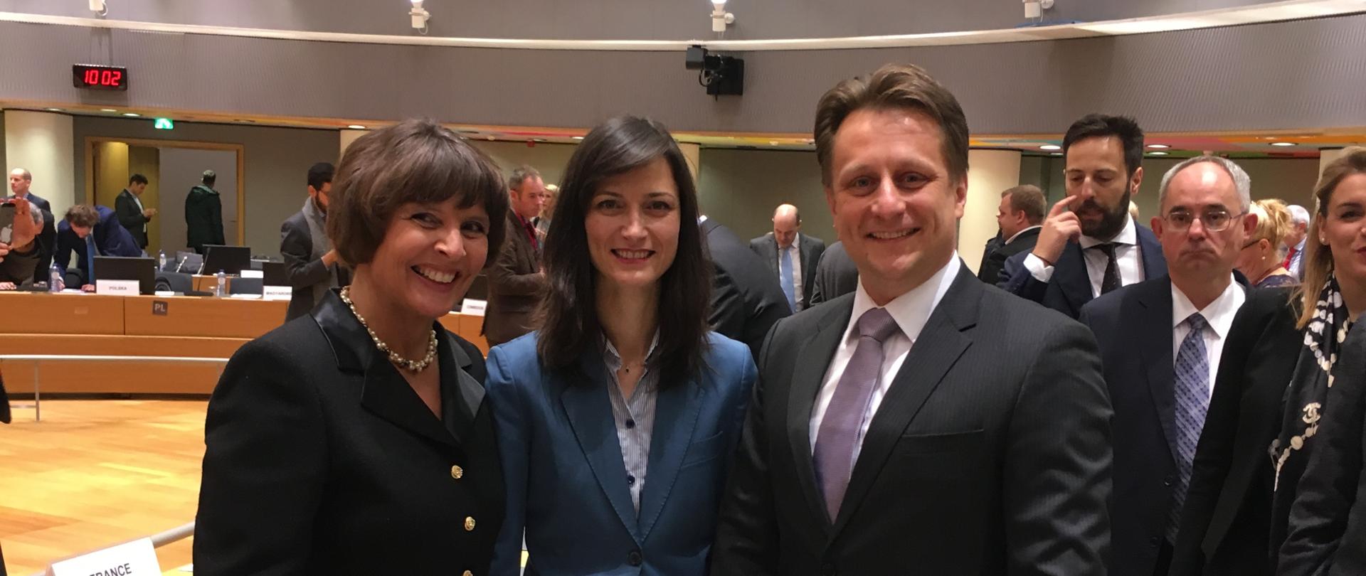 Swobodny przepływ danych, e-Prywatność, pakiet telekomunikacyjny oraz mapa drogowa dla 5G: Polska na Radzie TTE