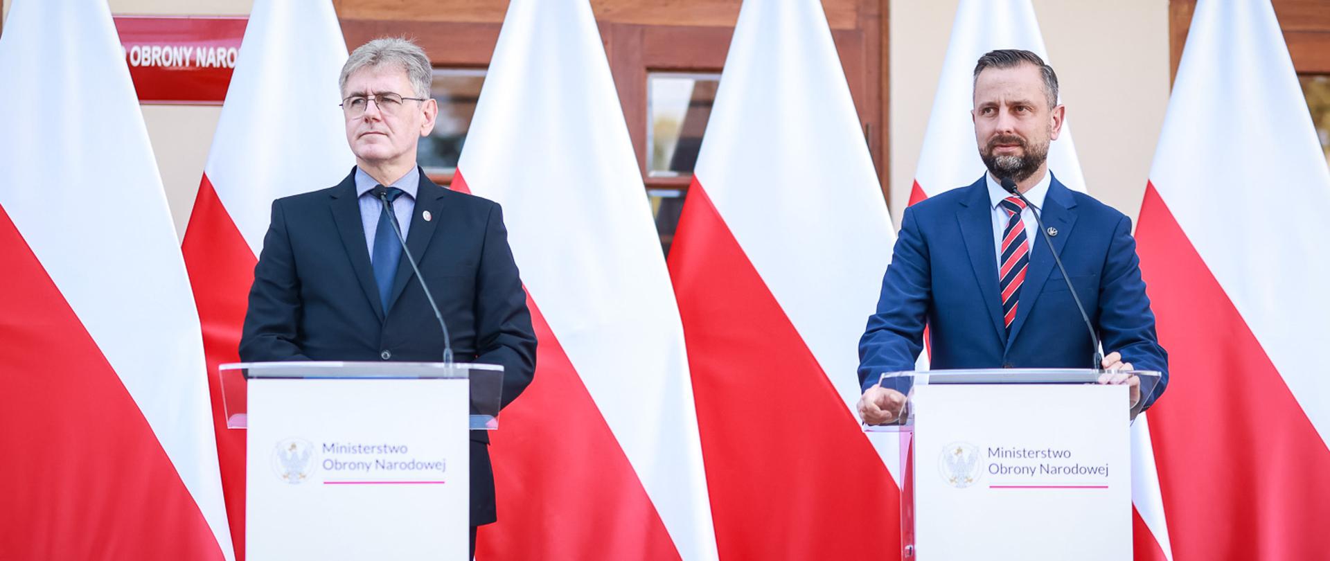We wtorek, 26 sierpnia w Warszawie, Władysław Kosiniak-Kamysz, wicepremier, minister obrony narodowej i Maciej Żywno, wicemarszałek Senatu RP wzięli udział w konferencji na temat godnego pochówku Polaków ekshumowanych ze zbiorowych mogił śmierci na przestrzeni lat 1943-2000.