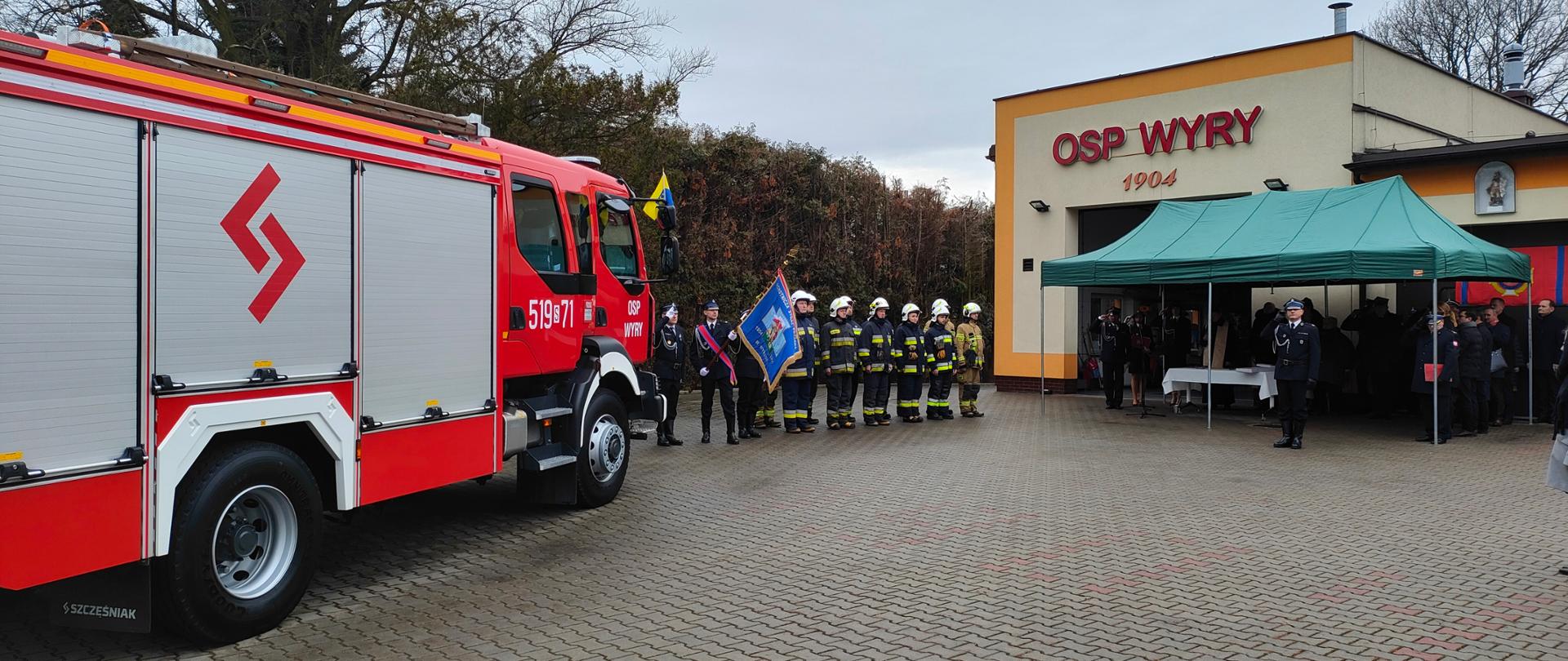 Przekazanie samochodu OSP Wyry