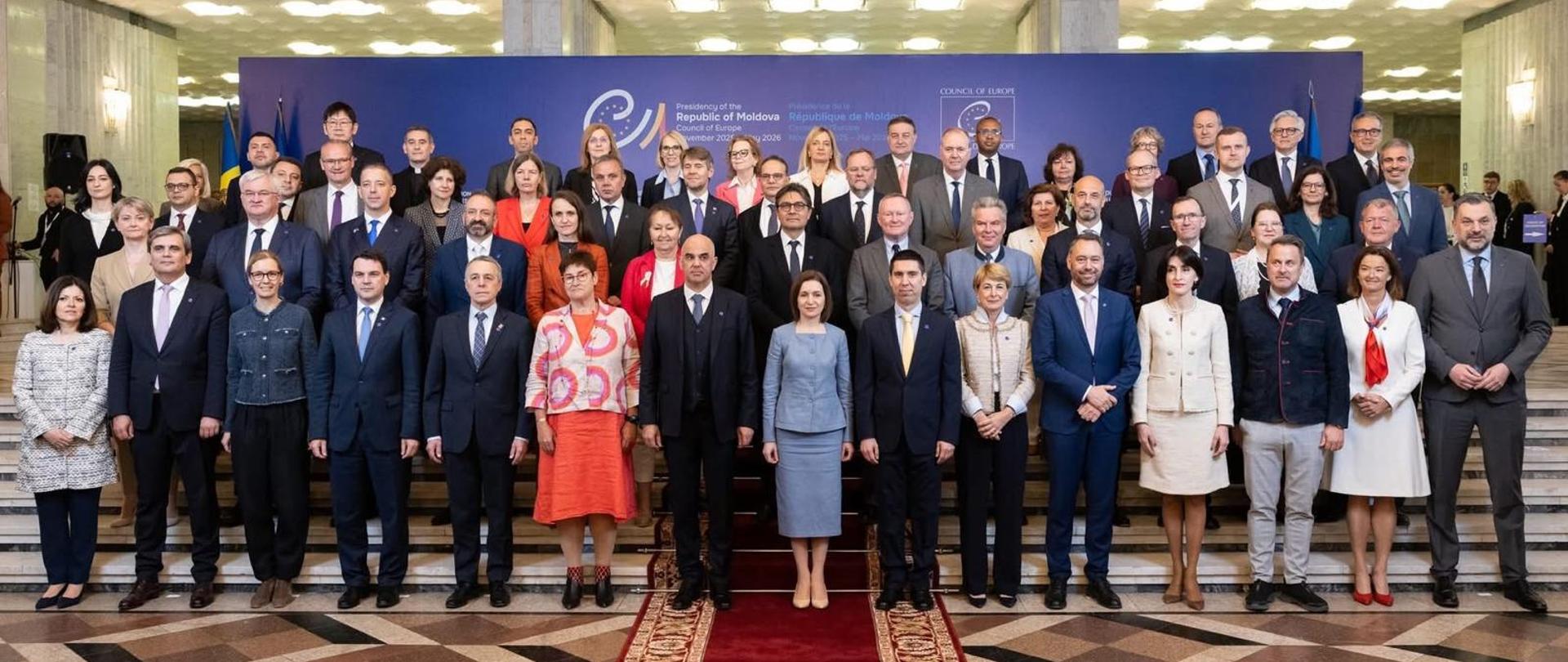 Uczestnicy 135. posiedzenia Komitetu Ministrów Rady Europy w Kiszyniowie.