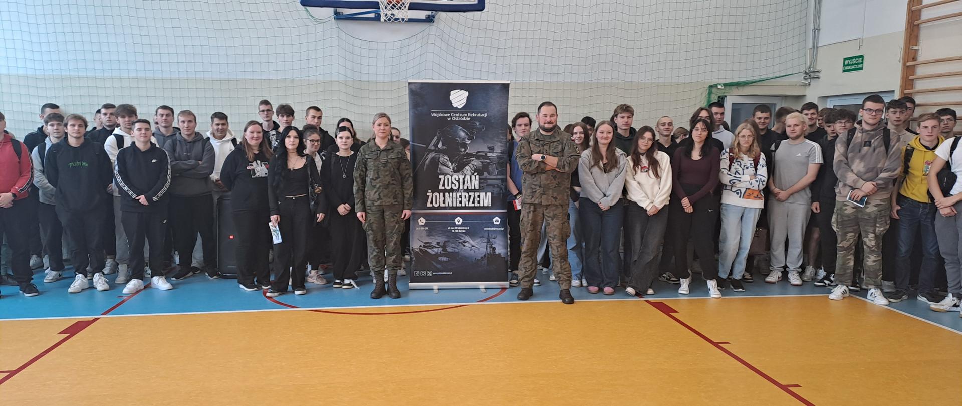 spotkanie_z_żółnierzem_ZSCKR_Dobrocin_Dobrocinie