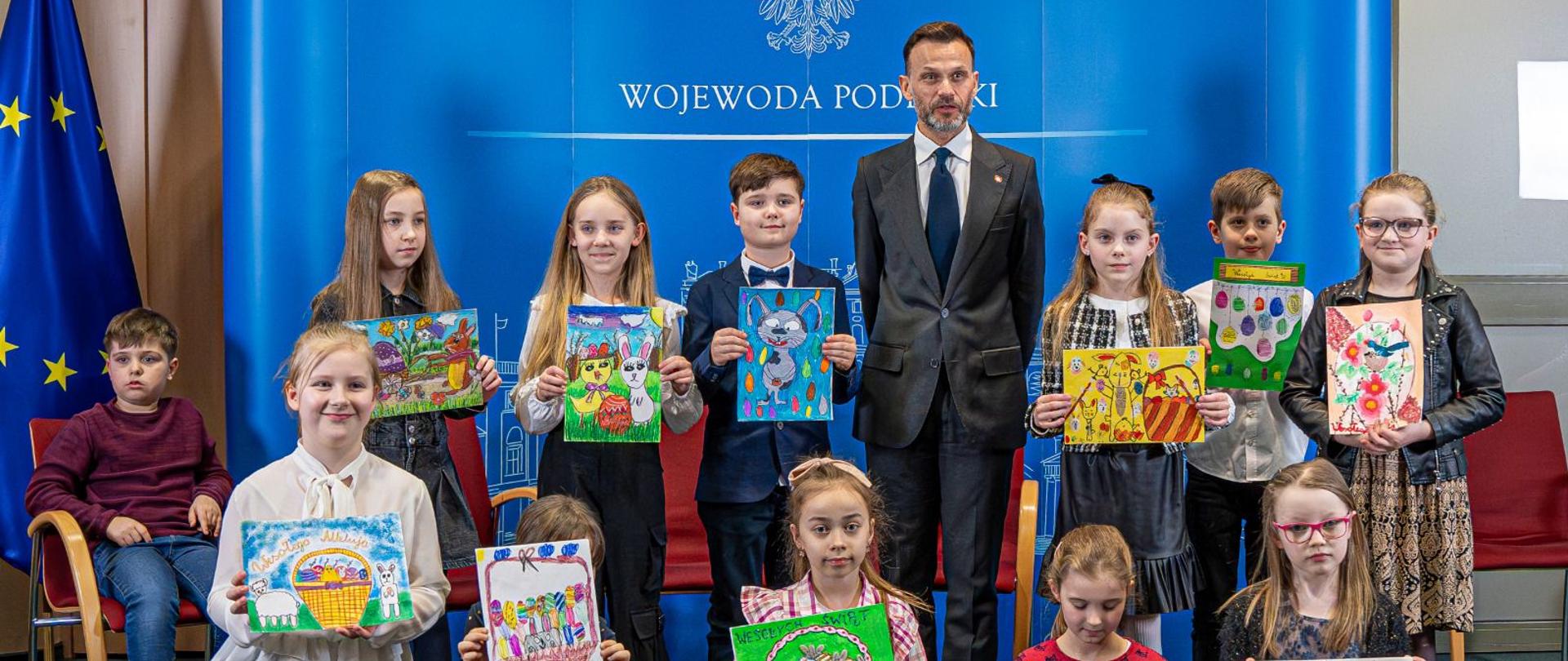 Wręczenie nagród w konkursie na kartkę wielkanocną