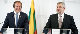 Ministrowie rolnictwa Polski i Litwy odpowiadają na pytnia dziennikarzy