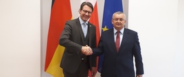 Minister Andrzej Adamczyk z ministrem Andreasem Scheuerem
