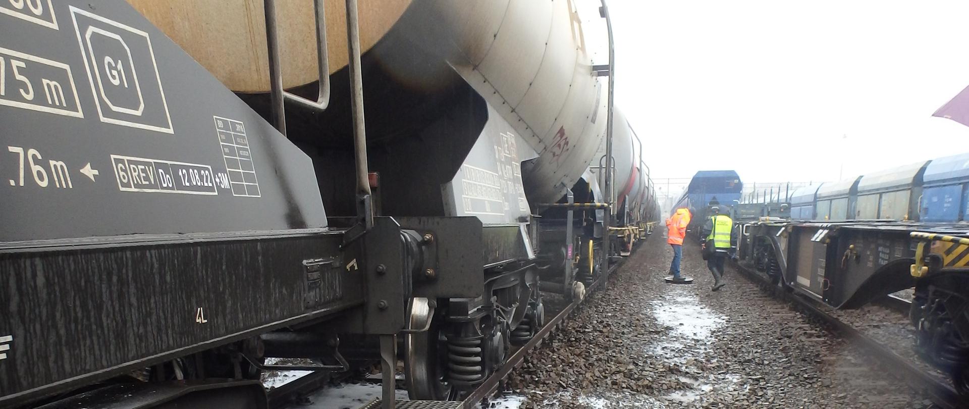 Wyciek niebezpiecznej substancji na terminalu kolejowym w Tarnowskich Górach