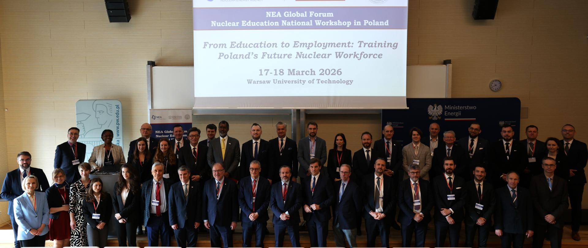 Uczestnicy inauguracji NEA Global Forum Nuclear Education National Workshop na Politechnice Warszawskiej.