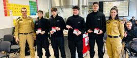 Wizyta uczniów klas mundurowych w Szkole Aspirantów PSP w Poznaniu