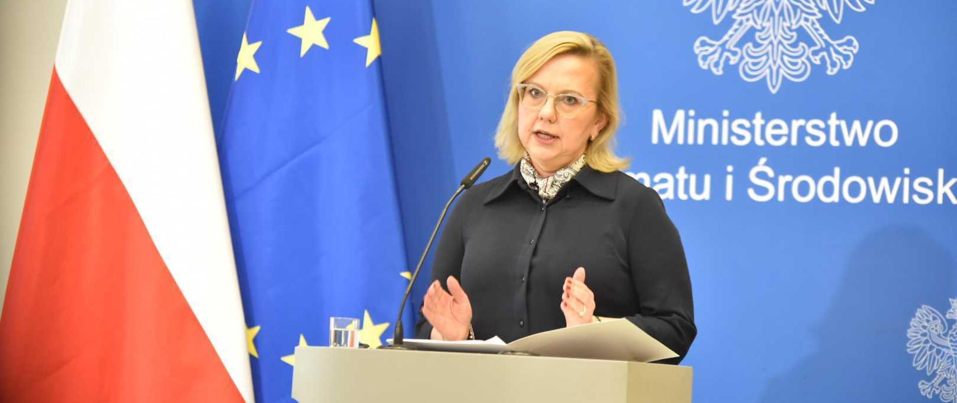 Minister Anna Moskwa na konferencji 