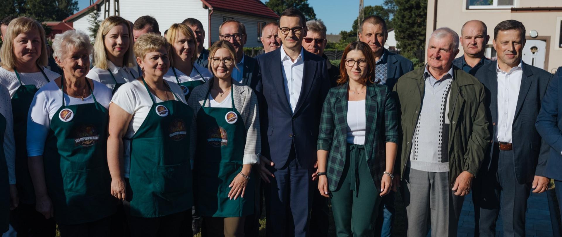 Prime Minister Mateusz Morawiecki during a meeting with the inhabitants of the village of Dąbrowa Moczydły