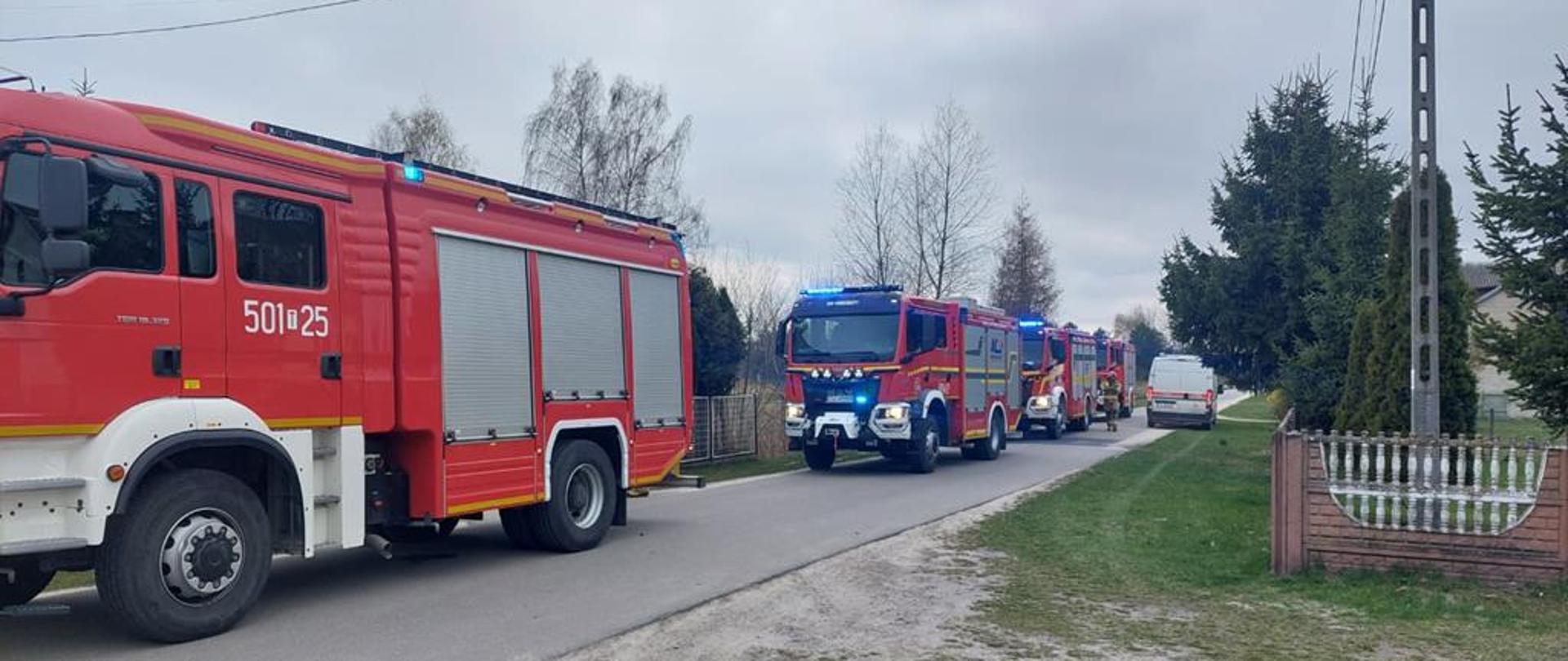 Działania ratownicze przy wycieku gazu.