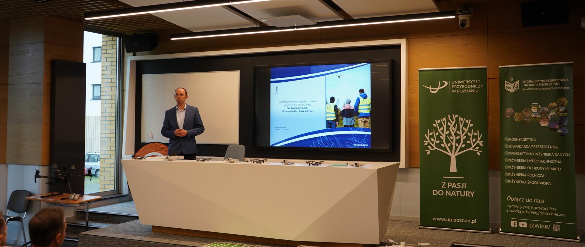 „Nowy wymiar nauki – technologie 3D, drony i sztuczna inteligencja” - Krzysztof Sobotka Koordynator ds. BSP w WIORiN w Poznaniu