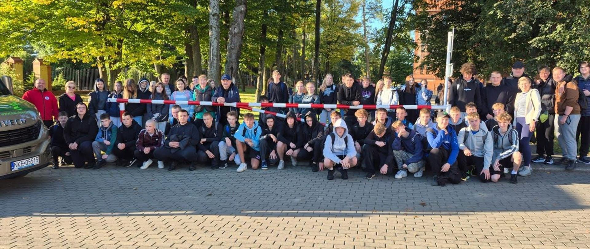 Integracyjny spływ kajakowy klas pierwszych