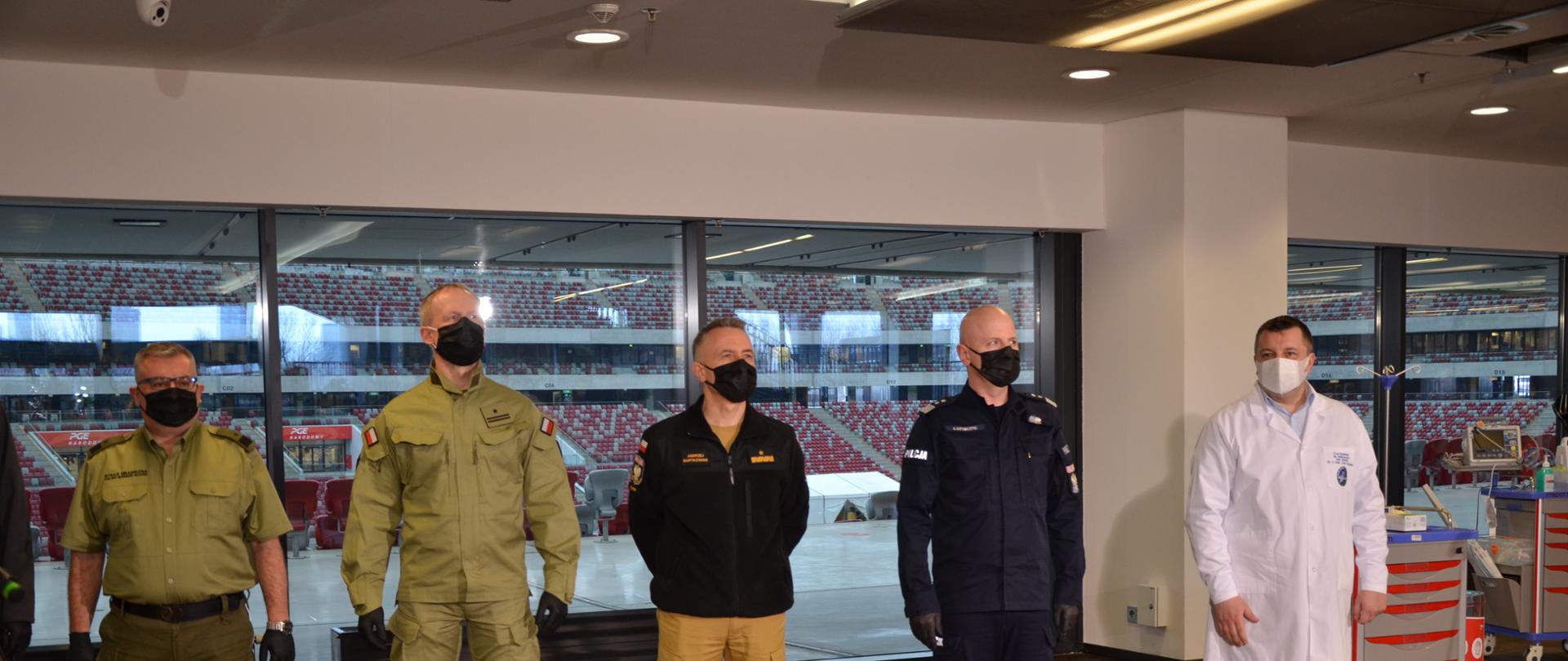 Inauguracja procesu szczepień służb mundurowych na PGE Narodowym