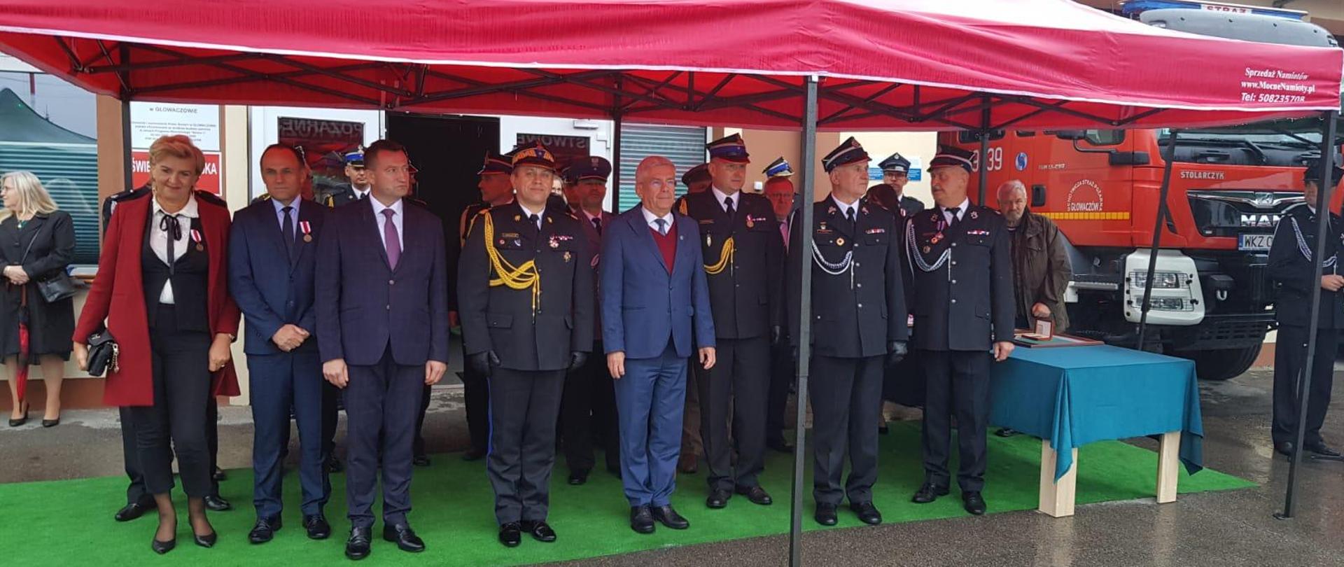 Zaproszeni goście podczas obchodów 125-lecia OSP w Głowaczowie