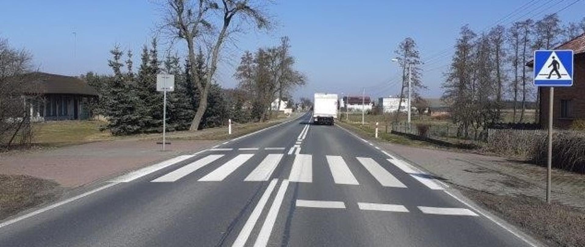 Przejście dla pieszych DK36 w miejscowości Franklinów