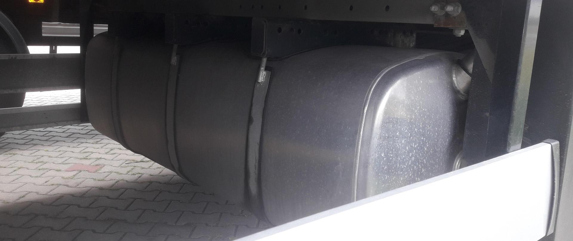 Zbiornik kontrolowanej naczepy