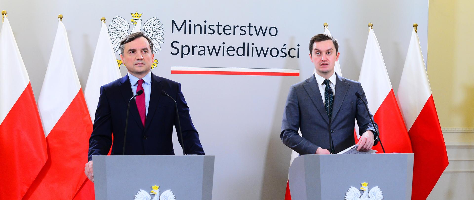 Minister Zbigniew Ziobro i wiceminister Sebastian Kaleta. 