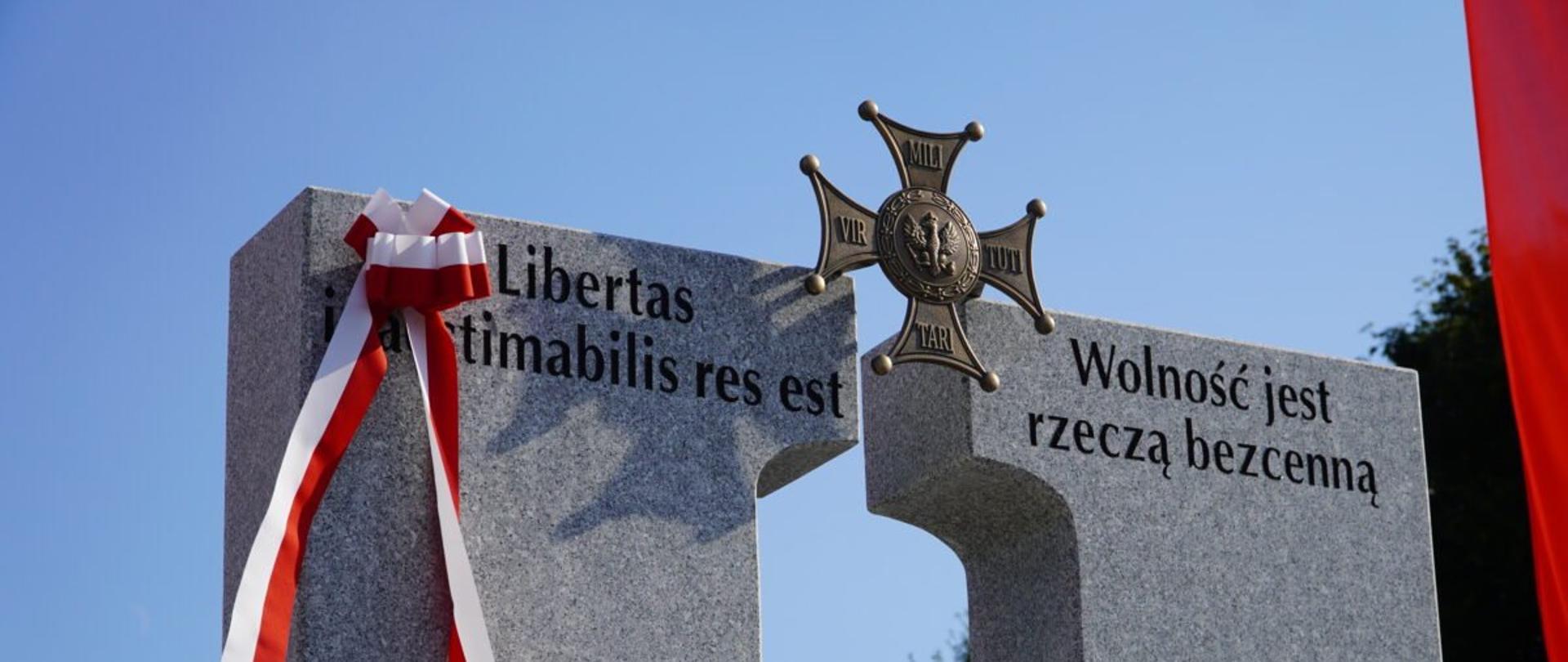 W Harcie koło Dynowa odsłonięto pomnik upamiętniający 100. rocznicę Bitwy Warszawskiej. Uroczystość odbyła się pod patronatem honorowym Prezydenta RP.