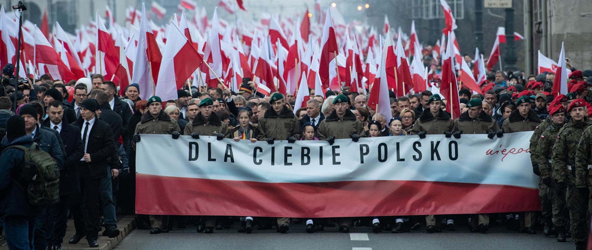 111118_dlacbpl_MON_01