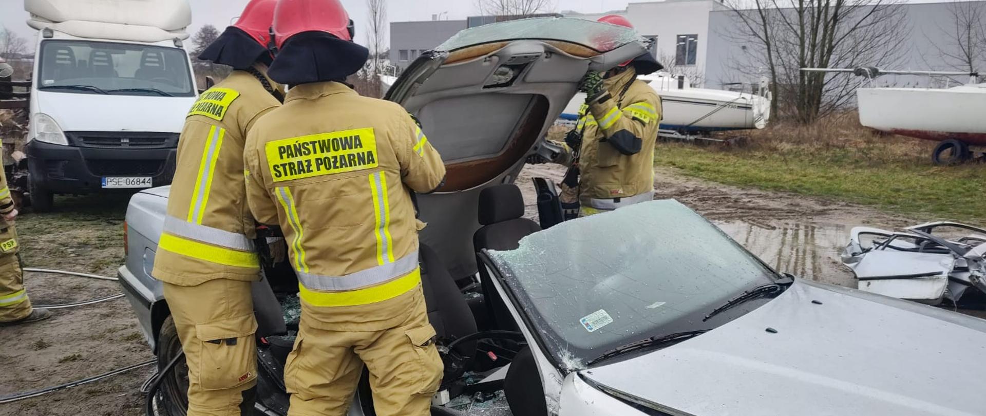 Usunięcie dachu pojazdu