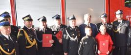 Uroczyste wręczenie promes dla Młodzieżowych Drużyn Pożarniczych w KP PSP w Płońsku