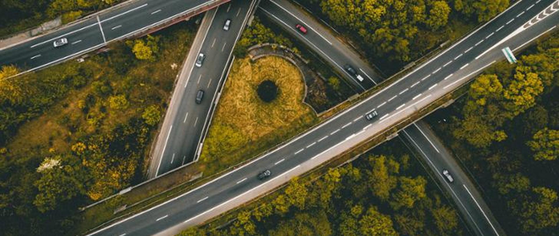 nowe zasady bezpieczeństwa w związku z koronawirusem