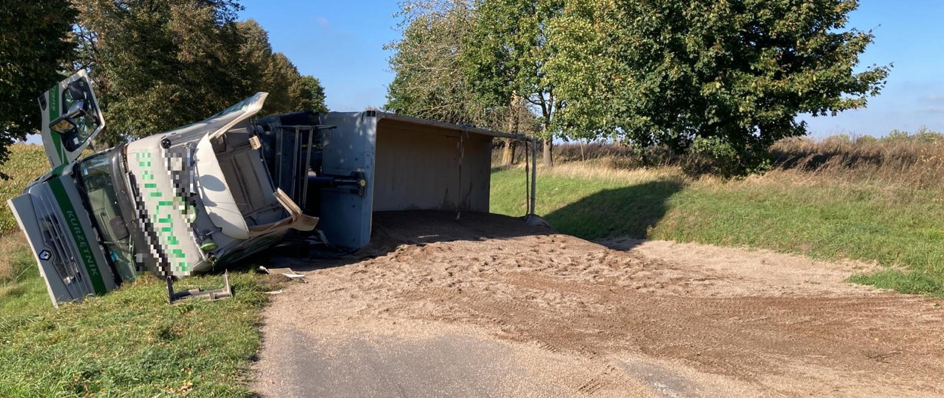 Trzy wypadki z udziałem samochodów ciężarowych