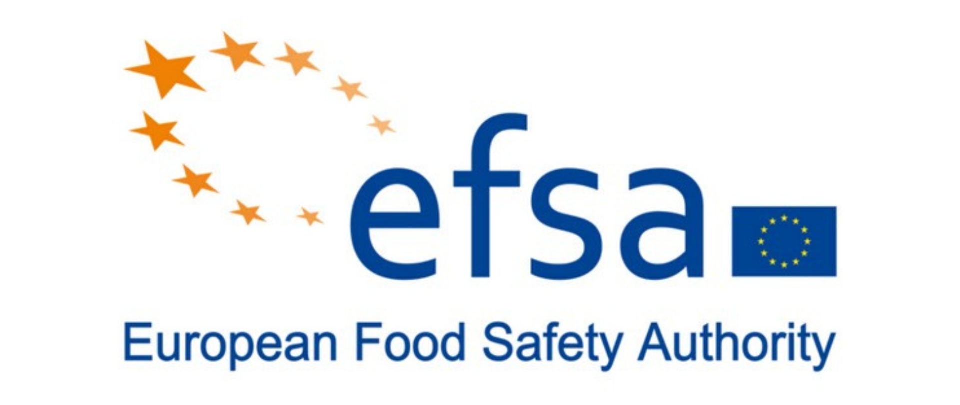 Logo EFSA. European Food Safety Authotity - napis w kolorze niebieskim z 9 gwiazdami dookoła oraz flagą EU