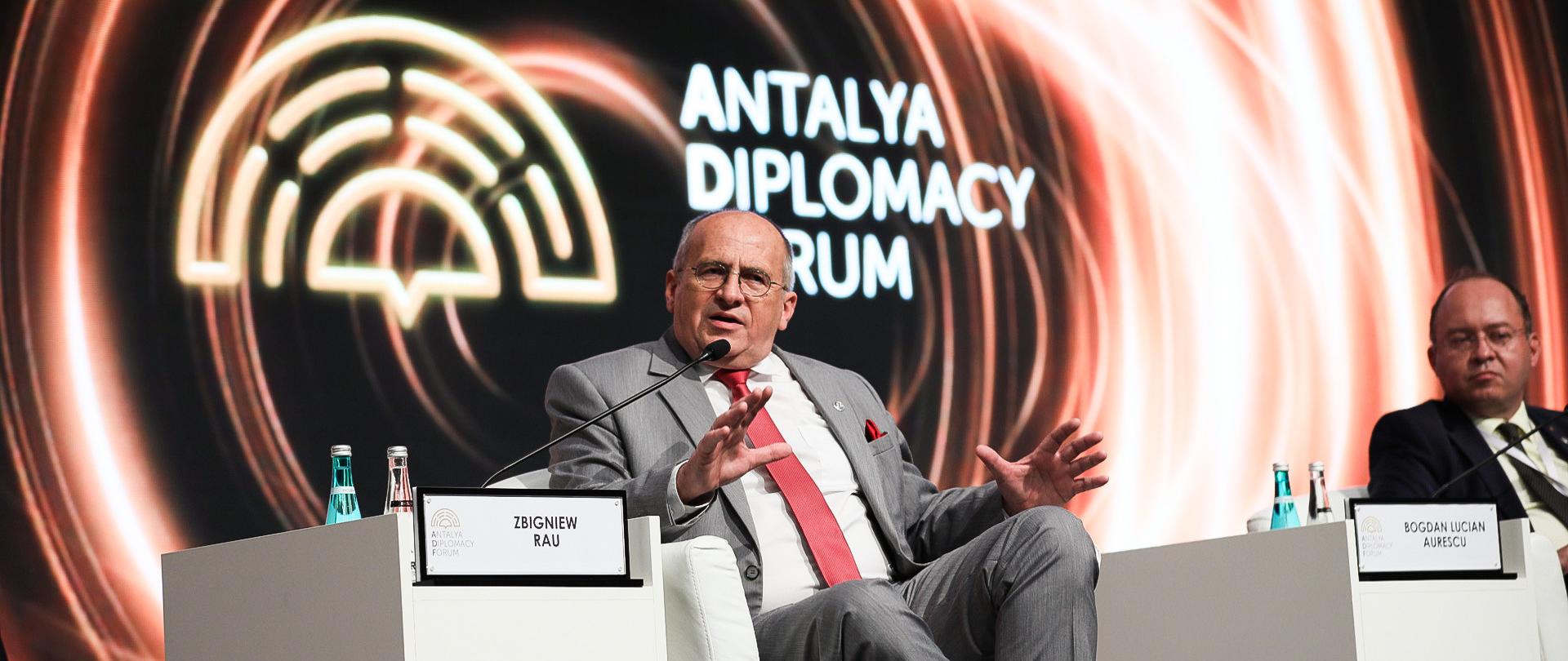 Minister Zbigniew Rau attends Antalya Diplomacy Forum