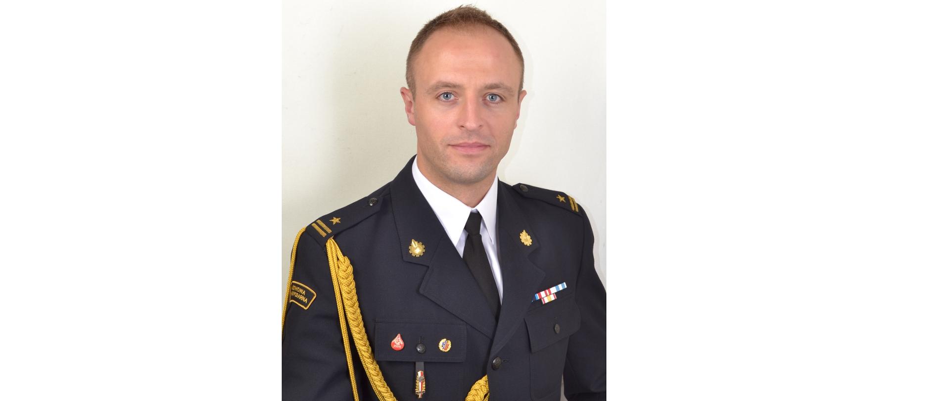 Komendant Powiatowy Państwowej Straży Pożarnej w Węgrowie - mł. bryg. Mateusz Bieniak