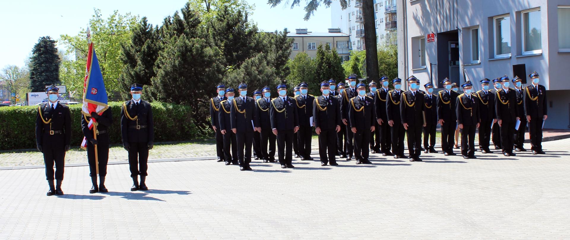 Uroczysty apel z okazji Dnia Strażaka 2021
