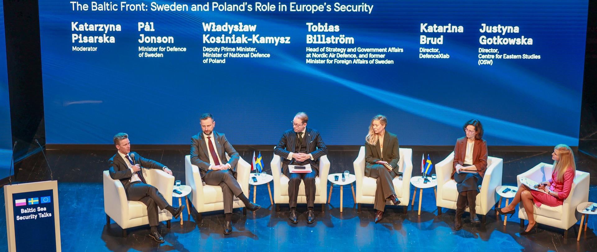 12 marca 2026 r. w Teatrze „Wybrzeże” w Gdańsku wicepremier - minister obrony narodowej Władysław Kosiniak-Kamysz wziął udział w Konferencji nt.: Rozmowy o bezpieczeństwie Morza Bałtyckiego: wzmocnienie polsko-szwedzkiego partnerstwa strategicznego. Fot. Krzysztof Niedziela/MON