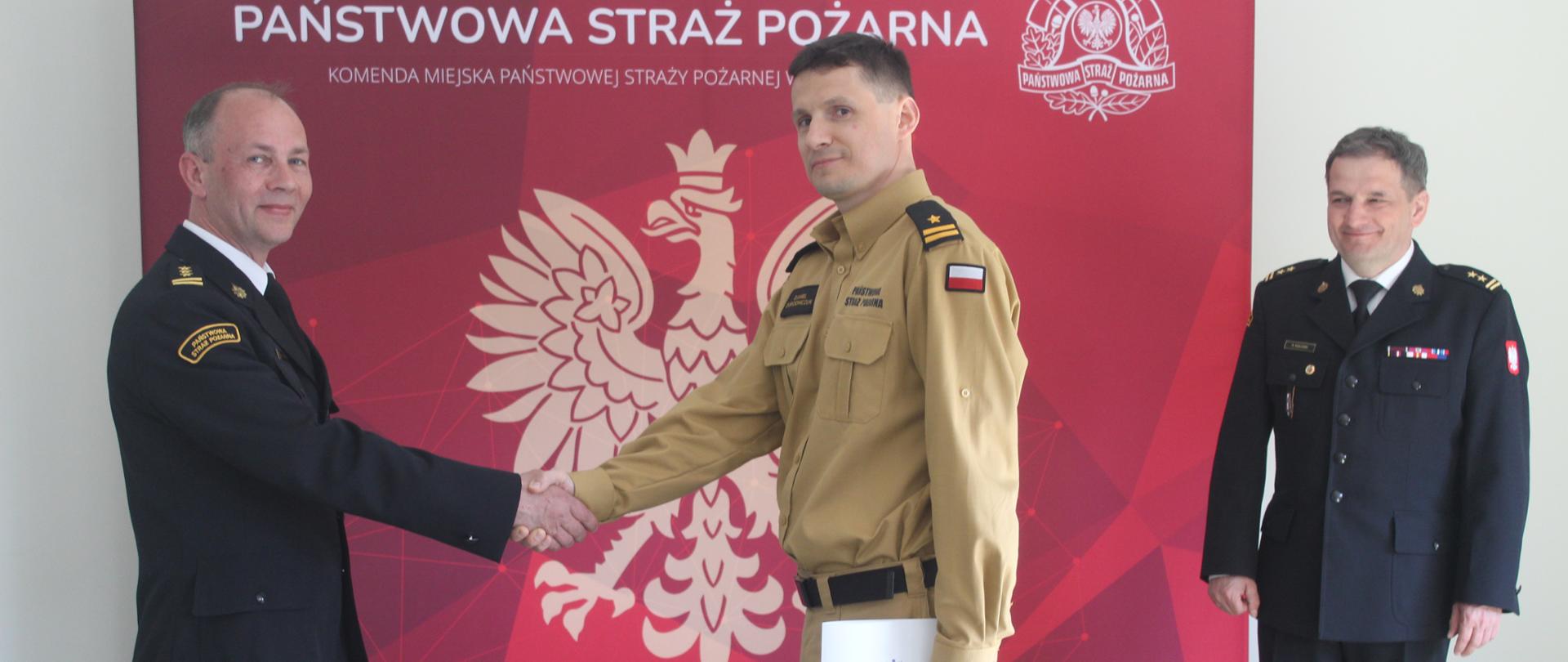 Wręczenie aktu mianowania na wyższe stanowisko służbowe