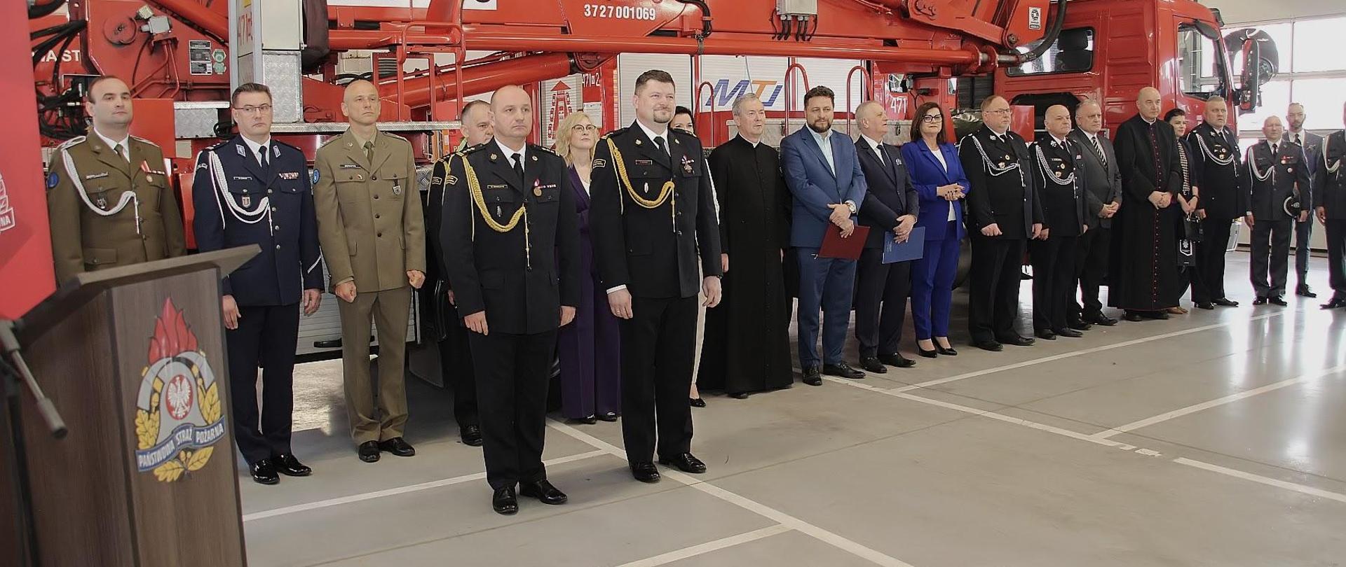 Uroczysta zbiórka z okazji powołania na stanowisko Komendanta Powiatowego Państwowej Straży Pożarnej w Legionowie