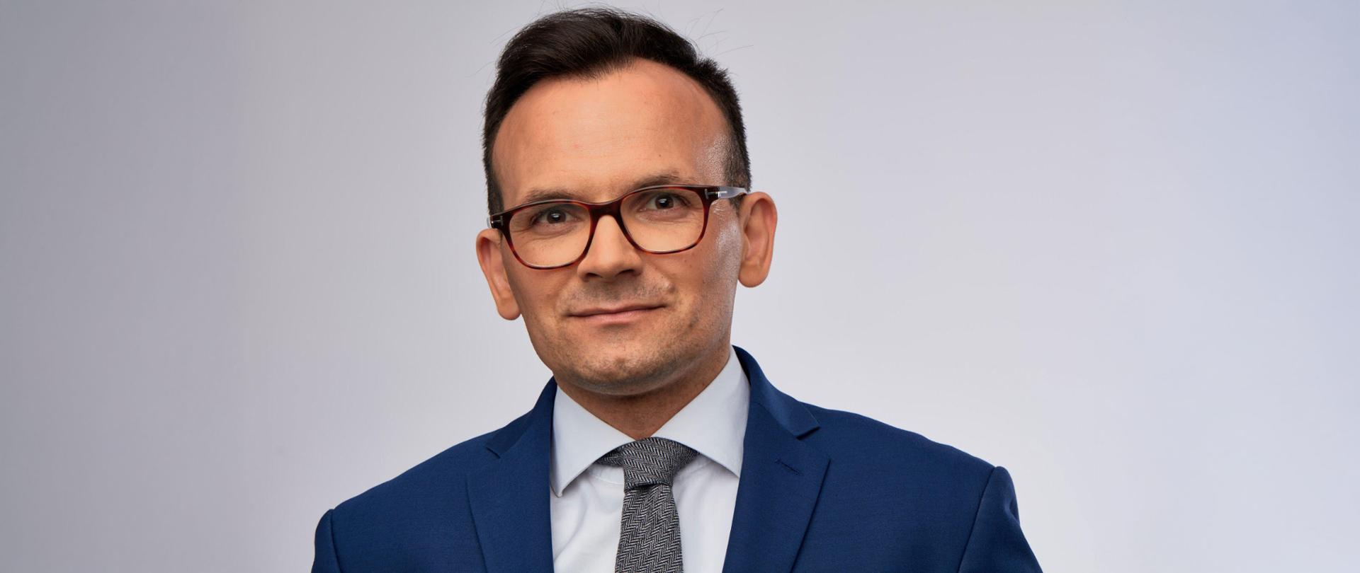 dr Marcin Anaszewicz 