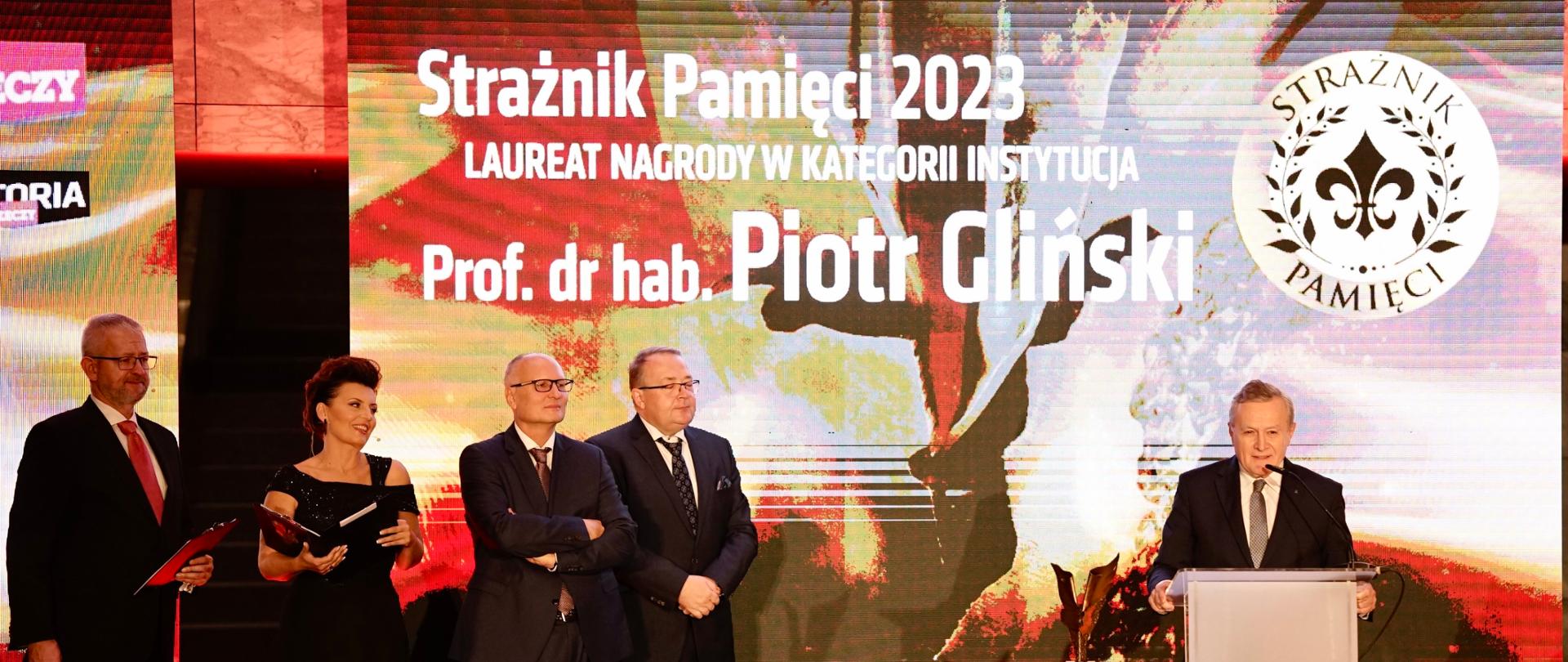 Minister kultury Piotr Gliński laureatem XI edycji Nagrody „Strażnik Pamięci” fot. Monika Matejuk/MKiDN