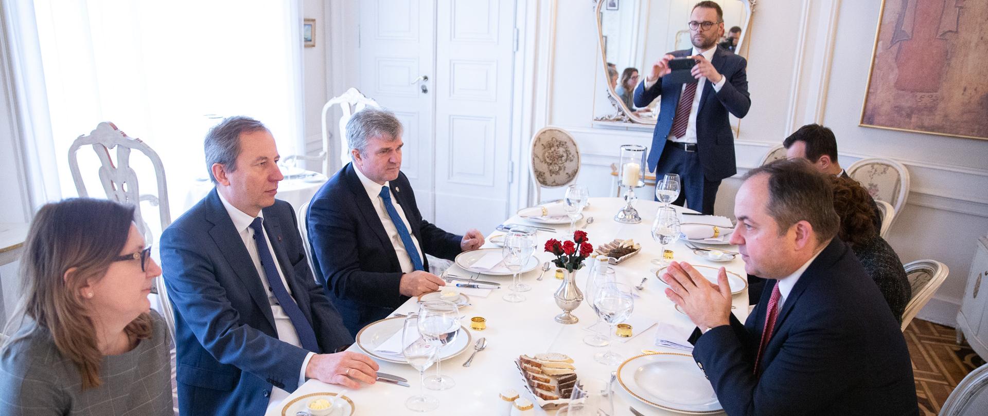 Deputy Minister Konrad Szymański meets First Deputy Chancellor of Lithuanian Government 