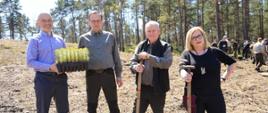 „Łączą nas drzewa” – akcja sadzenia lasu na terenie Nadleśnictwa Celestynów z udziałem ministra Michała Kurtyki oraz wiceministra Edwarda Siarki