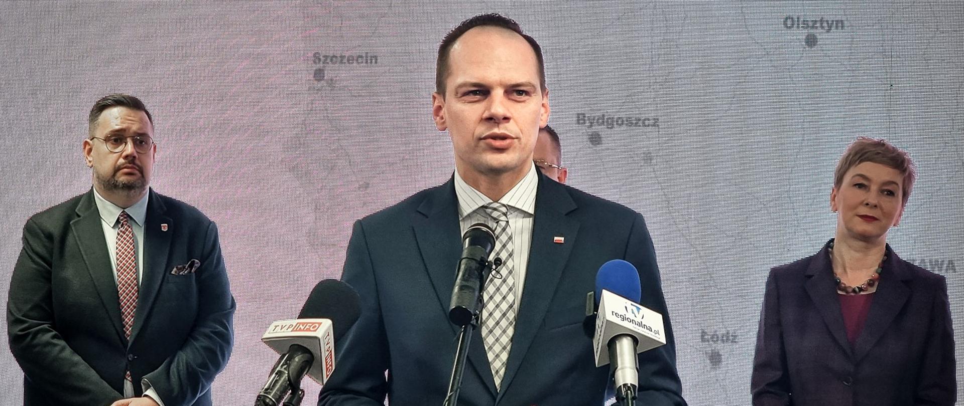 Wiceminister infrastruktury Rafał Weber