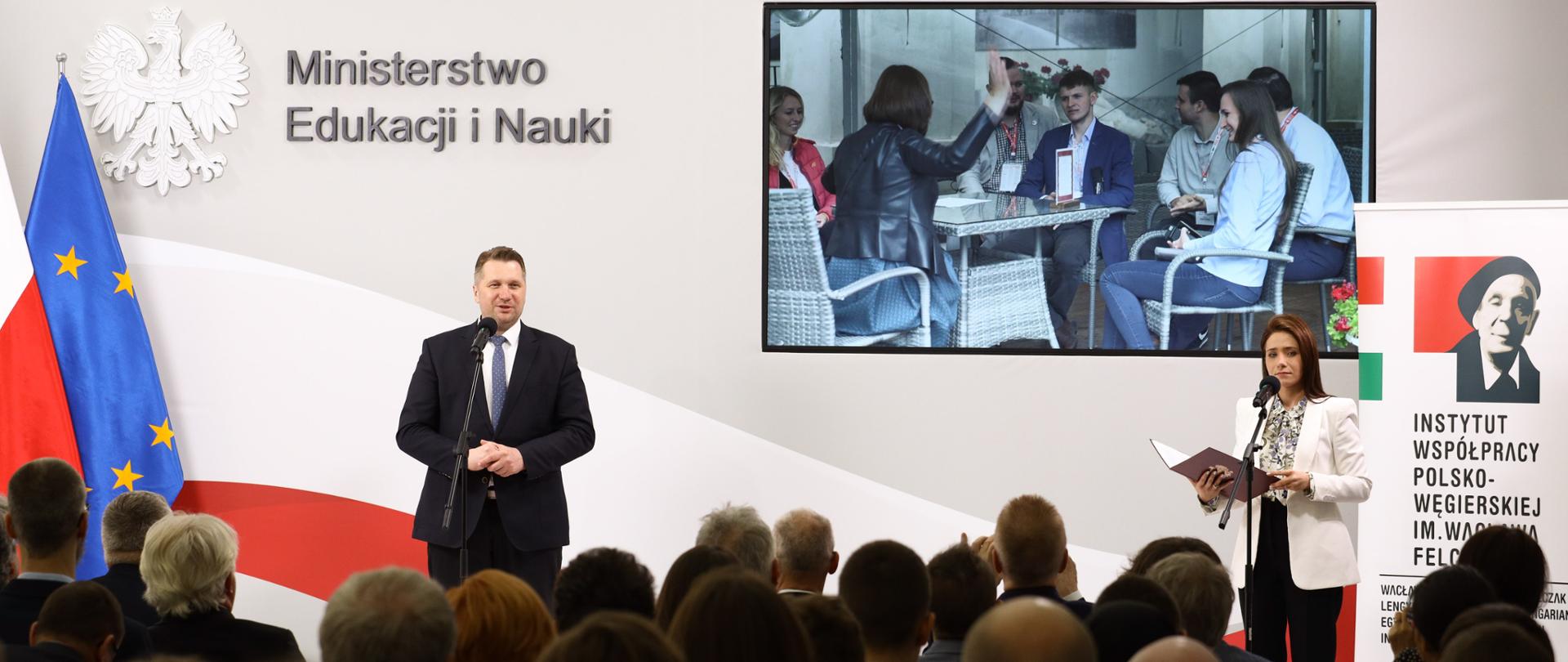 minister Czarnek przemawia podczas gali wręczenia nagród w konkursie historycznym 